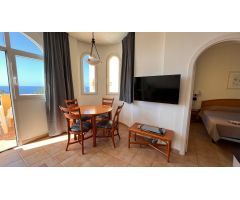 Amplio Apartamento Junto al Mar