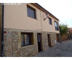 Casa de Pueblo en Venta en Forallac, Girona