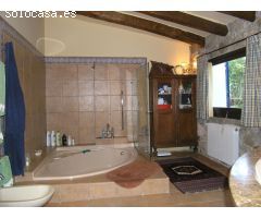 Casa de Pueblo en Venta en Begur, Girona