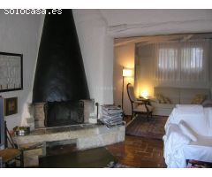 Casa de Pueblo en Venta en Begur, Girona