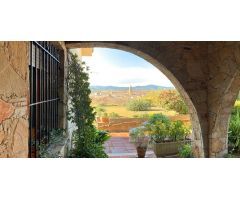 Chalet en Venta en Forallac, Girona