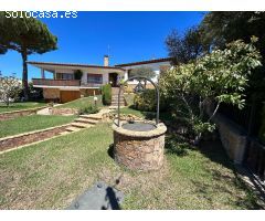 Chalet en Venta en Mont-ras, Girona