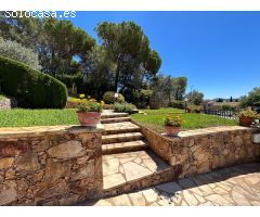 Chalet en Venta en Mont-ras, Girona