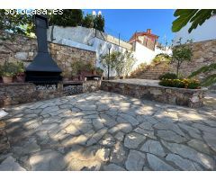 Chalet en Venta en Mont-ras, Girona