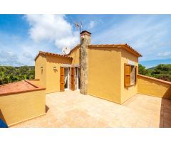 Chalet en Venta en Tamariu, Girona