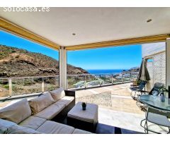 APARTAMENTO TOTALMENTE REFORMADO CON AMPLIA TERRAZA Y FANTÁSTICAS VISTAS AL MAR EN GUANABARA PARK