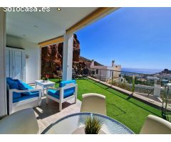 APARTAMENTO DE ESQUINA COMPLETAMENTE REFORMADO CON TERRAZA GRANDE Y VISTAS AL MAR. GUANABARA PARK.
