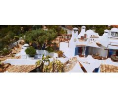 Villa de Lujo en Venta en Caserío El Campello, Alicante