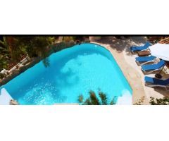 Villa de Lujo en Venta en Caserío El Campello, Alicante