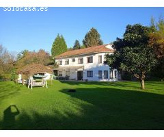 Chalet en Venta en Bergondo, La Coruña
