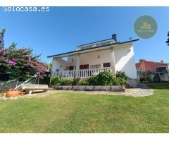 Chalet en Venta en Bergondo, La Coruña