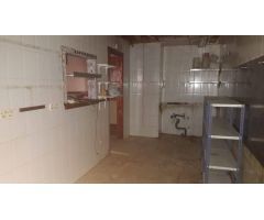 Local comercial en Alquiler en A Coruña, La Coruña