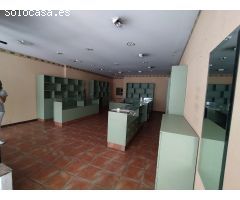 Local comercial en Alquiler en A Coruña, La Coruña