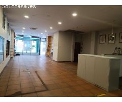 Local comercial en Alquiler en A Coruña, La Coruña