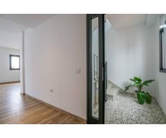 Casa independiente  de 278 m2, Finca España- Bº de Gracia