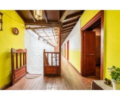 Hermosa Casa Canaria en casco histórico de San Sebastián de La Gomera.