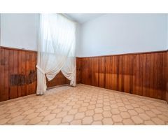 SE VENDE CASA EN EL CENTRO DE LA LAGUNA
