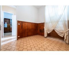 SE VENDE CASA EN EL CENTRO DE LA LAGUNA