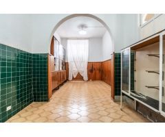 SE VENDE CASA EN EL CENTRO DE LA LAGUNA