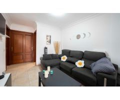 ¡Oportunidad única! Apartamento luminoso con terraza, zona tranquila.