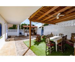 Parte Baja de Chalet Independiente en Candelaria, Tenerife