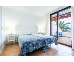 Dúplex en primera línea de playa con acceso directo y junto a la Milla de Oro de Adeje