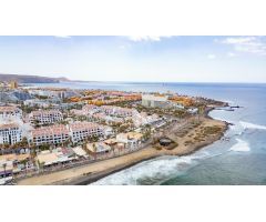 Dúplex en primera línea de playa con acceso directo y junto a la Milla de Oro de Adeje