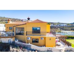 COMPLEJO VACACIONAL DE  3 VIVIENDAS+ALMACEN CON PISCINA Y VISTAS ESPECTACULARES EN SAN MIGUEL