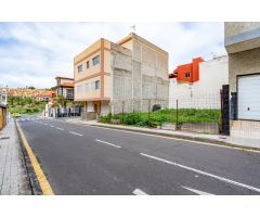 Terreno Urbanizable a dos alturas en Pueblo Hinojosa