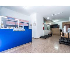 Local con posibilidad de cambio de uso a pie de calle cerca de plaza España