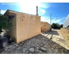 Chalet en Venta en Bolulla, Alicante