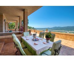 Chalet en Venta en Santa Cristina dAro, Girona