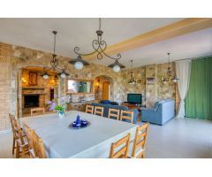 Chalet en Venta en Santa Cristina dAro, Girona
