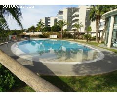 LUJOSO ÁTICO CON ESPECTACULAR TERRAZA Y SOLARIUM