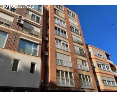 Impresionante Apartamento de 3 Dormitorios en el Centro de Torrevieja, ¡A Pasos del Mar!