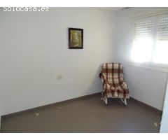 Impresionante Apartamento de 3 Dormitorios en el Centro de Torrevieja, ¡A Pasos del Mar!