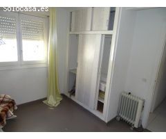 Impresionante Apartamento de 3 Dormitorios en el Centro de Torrevieja, ¡A Pasos del Mar!