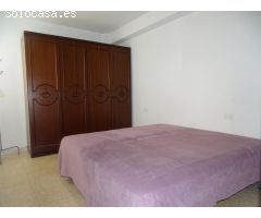 Impresionante Apartamento de 3 Dormitorios en el Centro de Torrevieja, ¡A Pasos del Mar!
