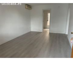 ¡Oportunidad Única! Encantador Bungalow en Torrevieja con Vistas a la Naturaleza y Sa