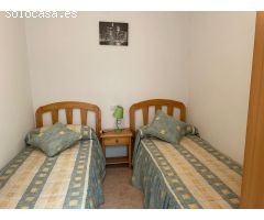 ???? Vive el Mediterráneo: Apartamento con Garaje, Piscina y Solárium a un Paso de la Playa