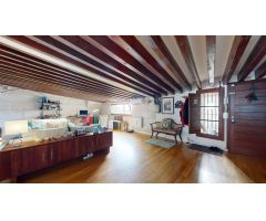 Ático de ensueño en el casco antiguo de Palma: historia, elegancia y confort