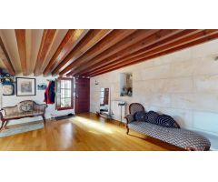 Ático de ensueño en el casco antiguo de Palma: historia, elegancia y confort
