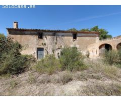 ¡Atención! Posibilidad de tener dos casas independientes sumando casi 1.000 m²