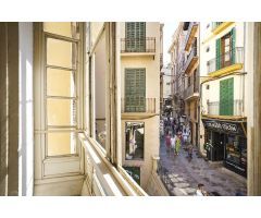 Amplio piso con carácter mallorquín en el centro de Palma
