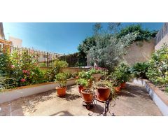 Elegante adosado con patio, porche y terraza en Lloseta, Mallorca