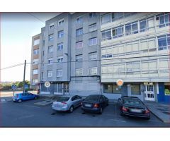 Local comercial en Venta en Culleredo, La Coruña