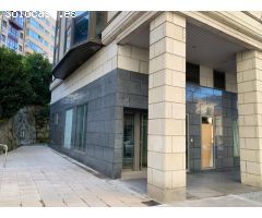 Local comercial en Alquiler en A Coruña, La Coruña