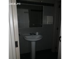 Local comercial en Alquiler en A Coruña, La Coruña