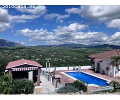 Chalet en Venta en Alora, Málaga