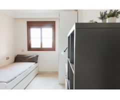 Soleado apartamento en venta en Benahavís